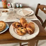 לינה וארוחת בוקר Lo Scrigno Barocco 4*
