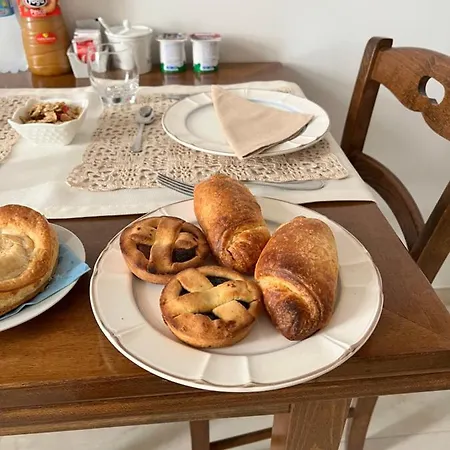 Alojamento de Acomodação e Pequeno-almoço Lo Scrigno Barocco 4*