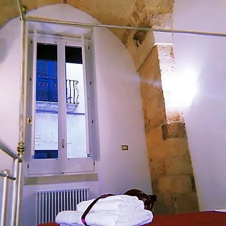 Lo Scrigno Barocco Bed & Breakfast 4*