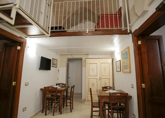 Lo Scrigno Barocco Oda ve Kahvaltı 4*