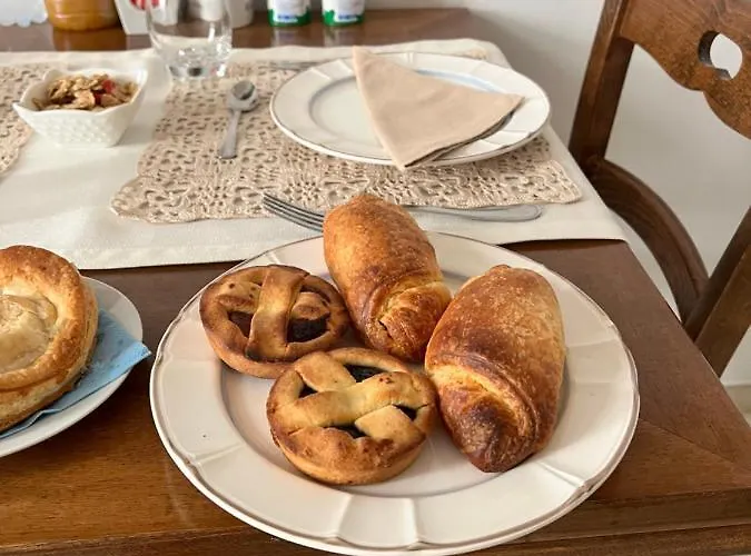 Oda ve Kahvaltı Lo Scrigno Barocco 4*